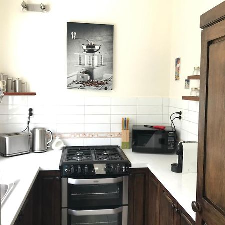Casa Felina Apartment Уелингтън Екстериор снимка