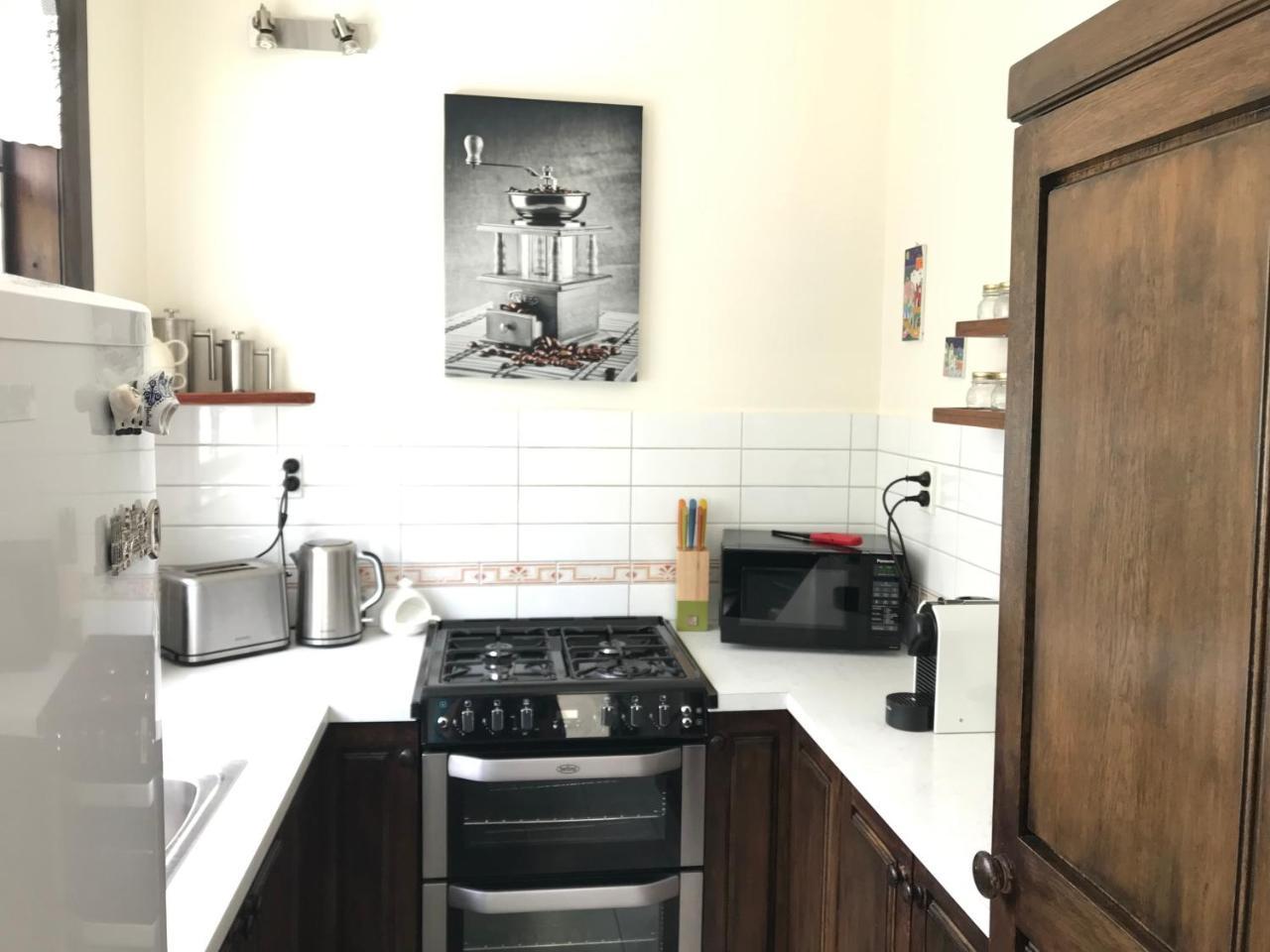 Casa Felina Apartment Уелингтън Екстериор снимка